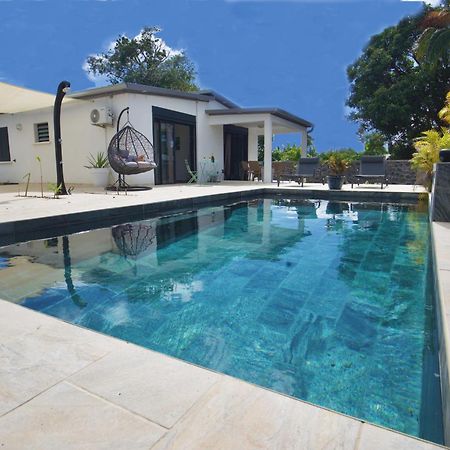 Le Beau Vallon 1- Jacuzzi Privatif Et Piscine Chauffee Partagee Сен-Бенуа Экстерьер фото